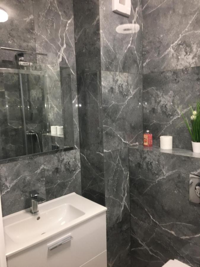 Apartament Sloneczne Tarasy Neo Dziwnówek Kültér fotó